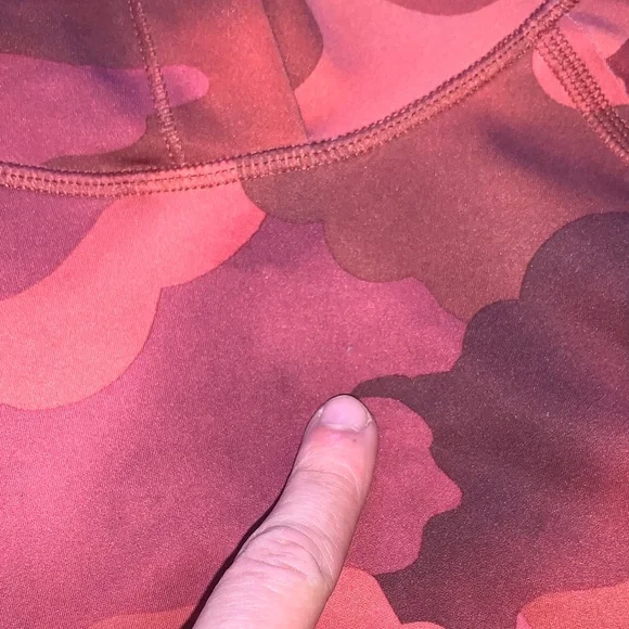 Athleta Women’s Pink and Red Camo Hooded Cropped Pullover Sweatshirt Hoodie XS - Picture 9 of 15